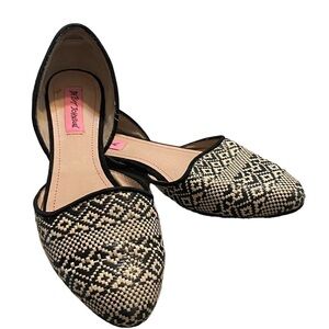 Betsey Johnson D’orsay Cocoh Raffia and Suede Flats 8.5